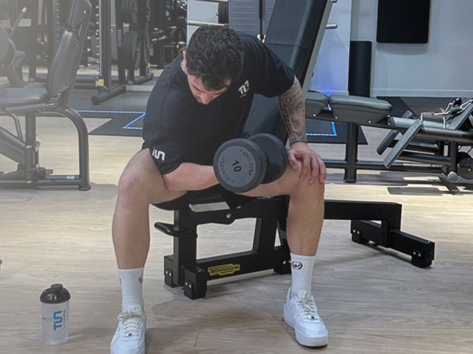 Exercice bras de musculation