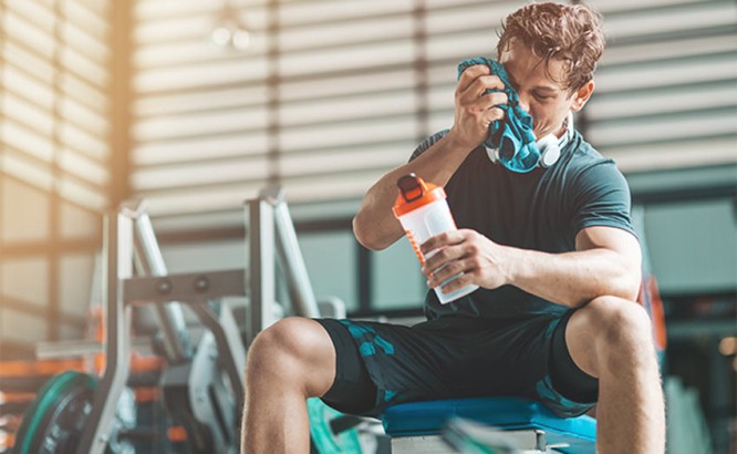 Après l’entraînement : BCAA ou whey ?