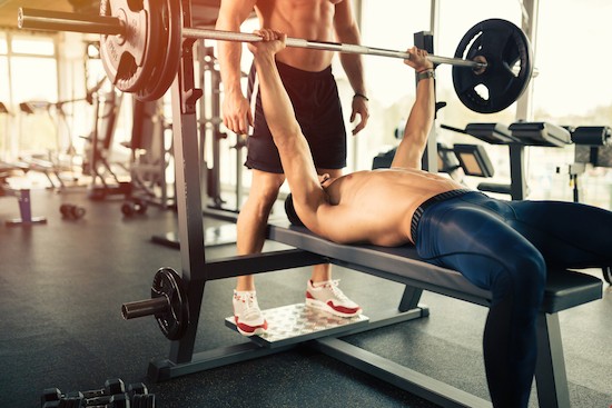 Pourquoi la musculation aide à perdre du poids ? – Prium